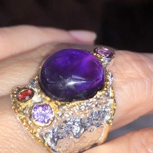 Extravagant Genuine Amethyst Sterling Silver Ring